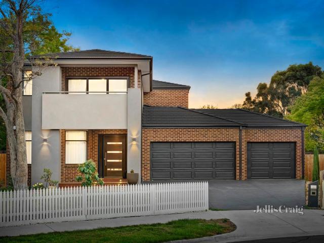 Luxurious Five Bedroom Family Residence