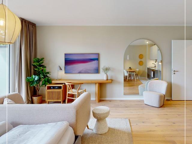 Luxurious furnished 1 bedroom flat in sought after location first occupancy