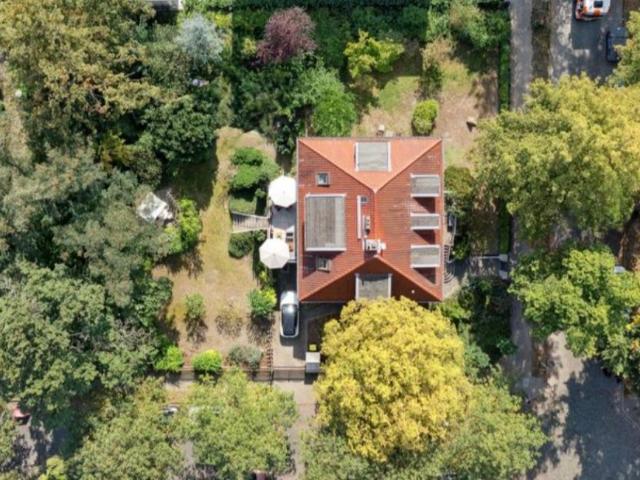 Luxurious house with 2 residential units in a prime location in Berlin, Berlin Amsterdam Apartments for Rent