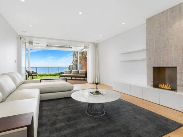 Luxurious Home with Beachside Lifestyle