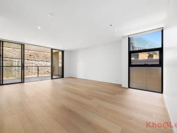 Luxurious One Bedroom Apartment in Prestigious Jacksons Landing