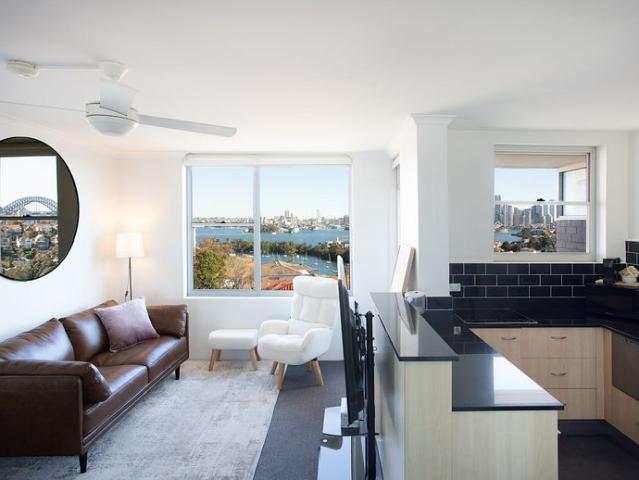 Luxurious one bedroom Mosman retreat overlooking iconic Sydney Harbour views, with parking $950/week fully furnished