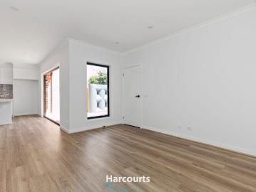 Luxurious Low Maintenance Living in a Blue Chip location!