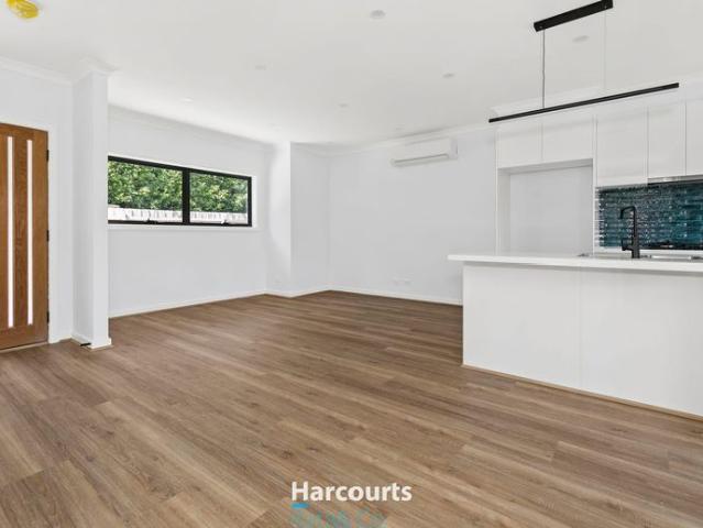 Luxurious Low Maintenance Living in a Blue Chip location!