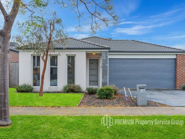 Luxurious, Location, Ready to Move In!