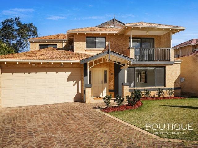 Luxurious Lakeside Living in Prestigious Churchlands
