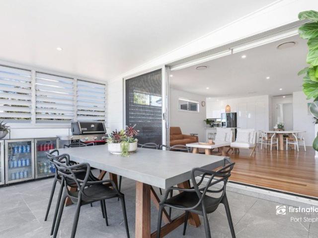 LUXURIOUS LIVING IN A LOCATION THAT'S HARD TO BEAT