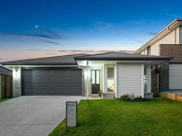 LUXURIOUS LIVING IN A SOUGHT AFTER ESTATE