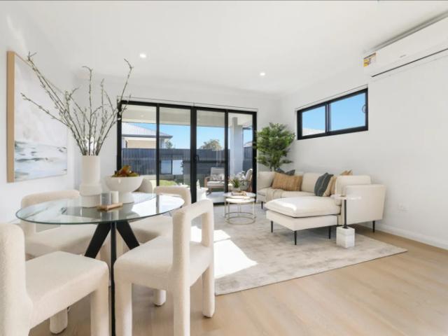 Luxurious Living with Contemporary Style & Sophisticated Finishes