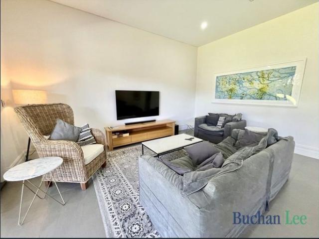 Luxurious lifestyle in Rose Park