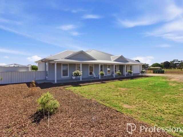 Luxurious Lifestyle Retreat 50 Acres