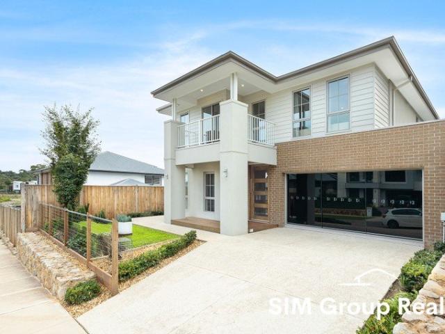 Luxurious Modern Masterpiece in Prestigious Kinley Estate