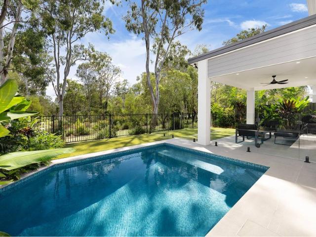 Luxurious Minnippi Estate opportunity with prestigious golf course frontage