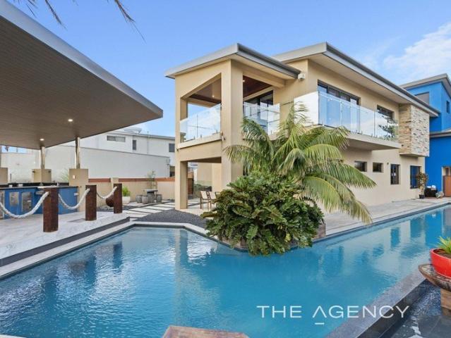LUXURIOUS MULLALOO MASTERPIECE OVER 570SQM OF OPULENT COASTAL LIVING!