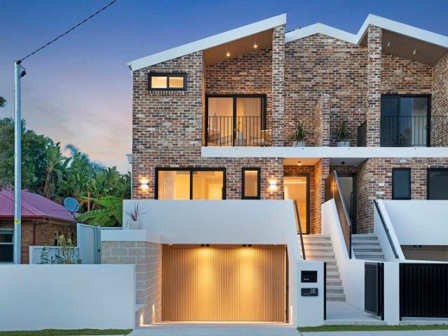 Luxurious New Family Sanctuary In Prime Near Beach Setting With LUG