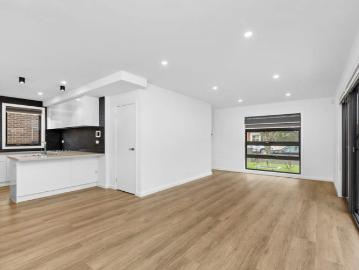 Luxurious, Sophisticated & Low Maintenance Living