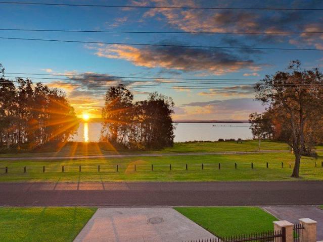 Luxurious Space, Expansive Views, Wonderful Lifestyle