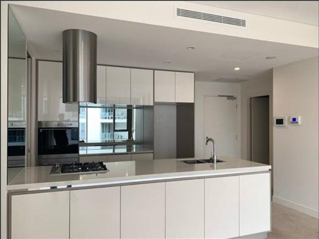 Luxurious Spacious 2 Bedroom Apartment