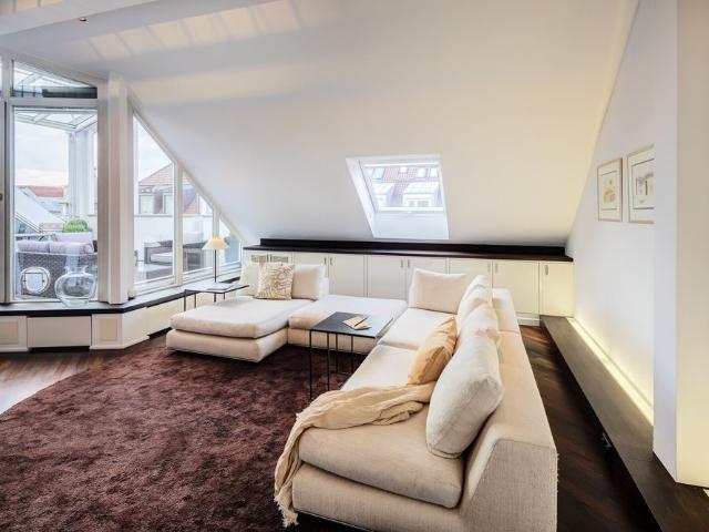 Luxurious penthouse near Pinakotheken