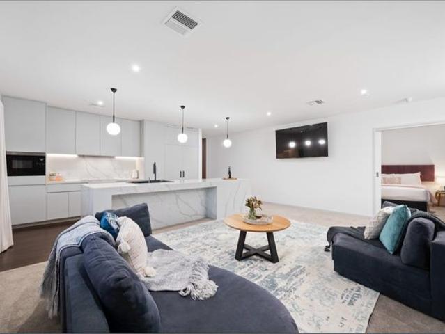 Luxurious Penthouse FULLY FURNISHED