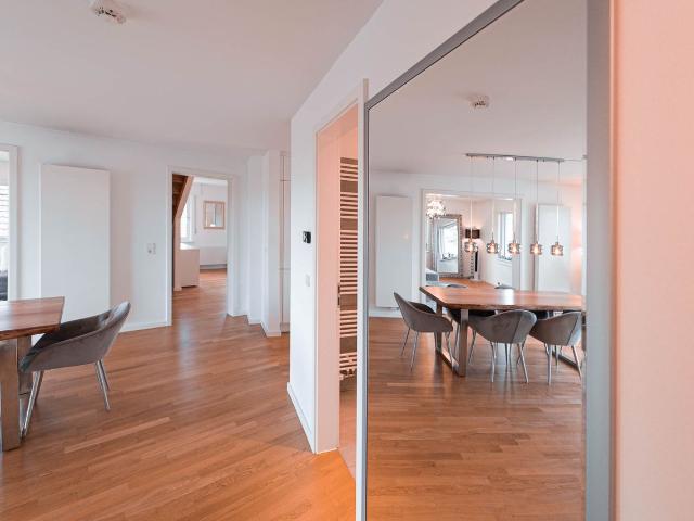 Luxurious Penthouse in Stuttgart, Stuttgart Amsterdam Apartments for Rent