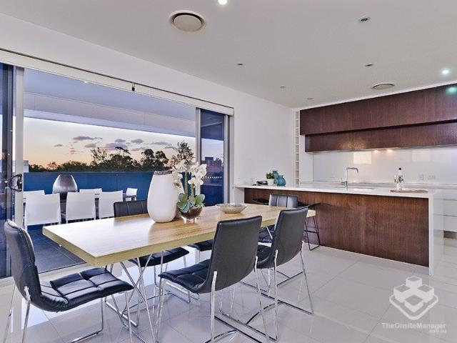 Luxurious penthouse with splendid view