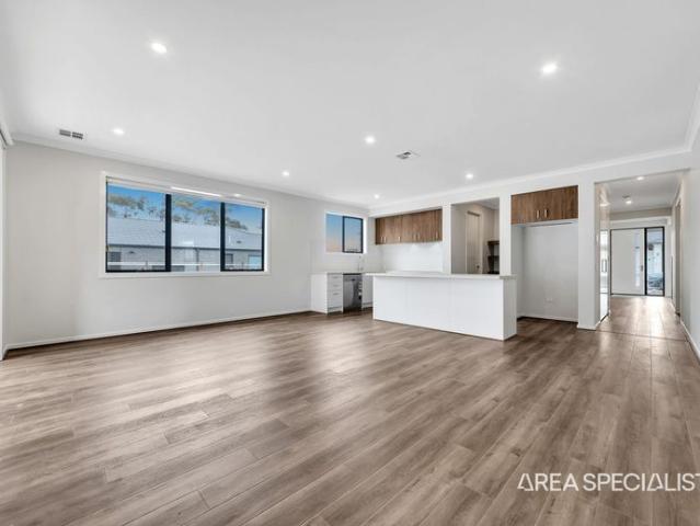 LUXURIOUS QUALITY HOME IN EVERLEY ESTATE