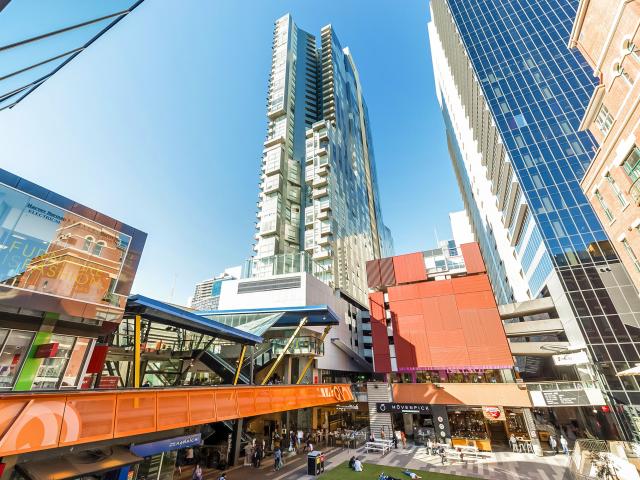 LUXURIOUS QV LIVING FULLY FURNISHED