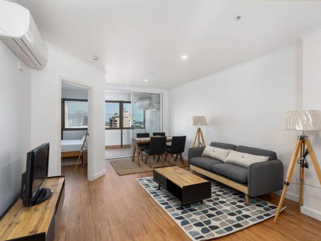 Luxurious, Renovated Urban Living in Central Adelaide