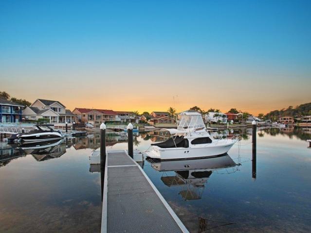 Luxurious Waterfront Living on St Huberts Island