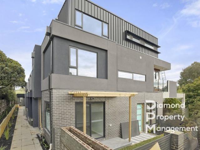 Luxurious Townhouse Living with Cutting Edge Features