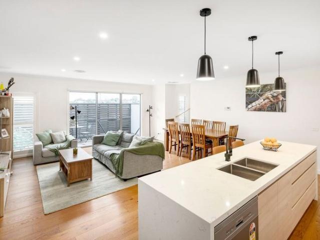 Luxurious townhouse living in a prized location