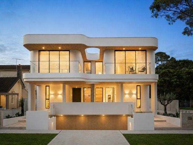 Luxurious Three Level Designer Residence in a Premier Parkside Setting