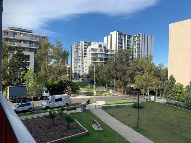 Luxurious two bedroom apartment in Mascot