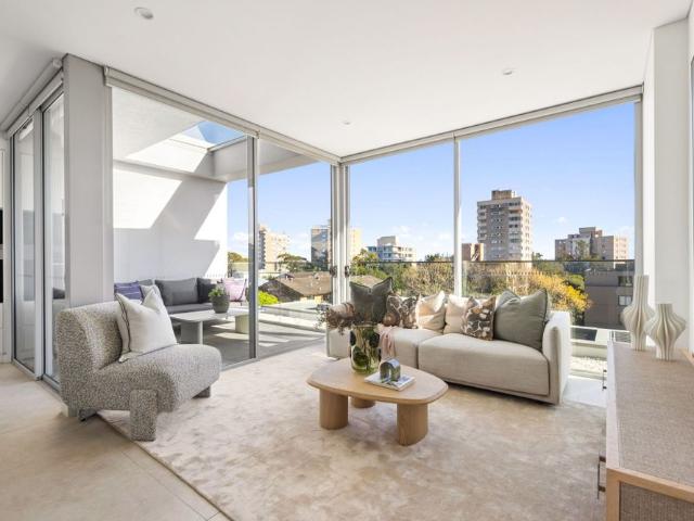 Luxurious Urban Living with Stunning Views