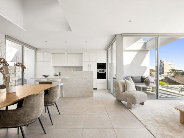 Luxurious Urban Living with Stunning Views