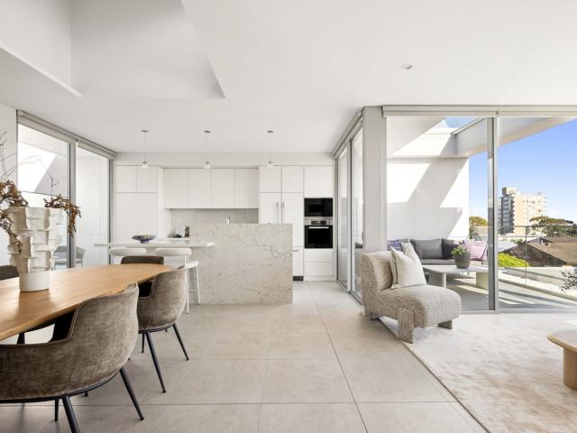 Luxurious Urban Living with Stunning Views