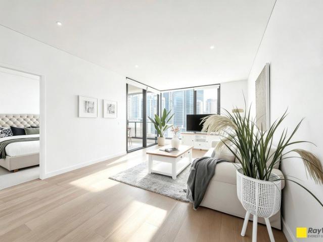 Luxurious Urban Sanctuary with Resort Style Amenities in Darling Square