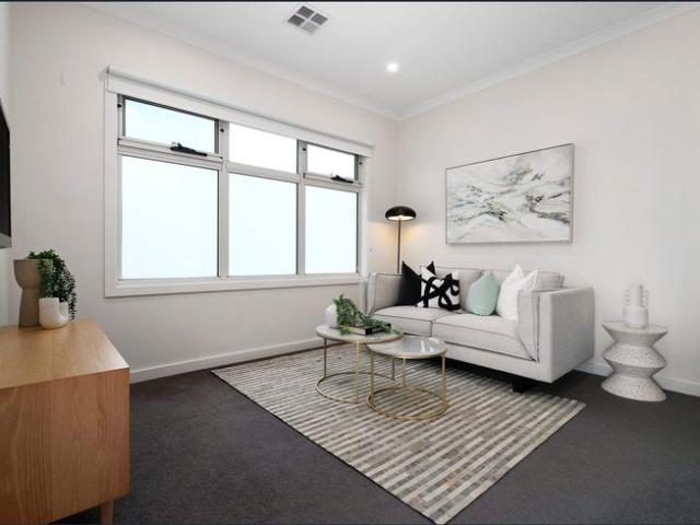luxurious very Spacious Townhouse