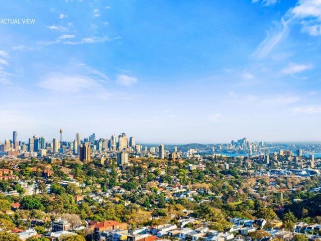 Luxuriously Appointed 3 bedroom Residence in Ultra Convenient Location offers Easy Level Lift Access, Concierge, Security Parking for 2 cars