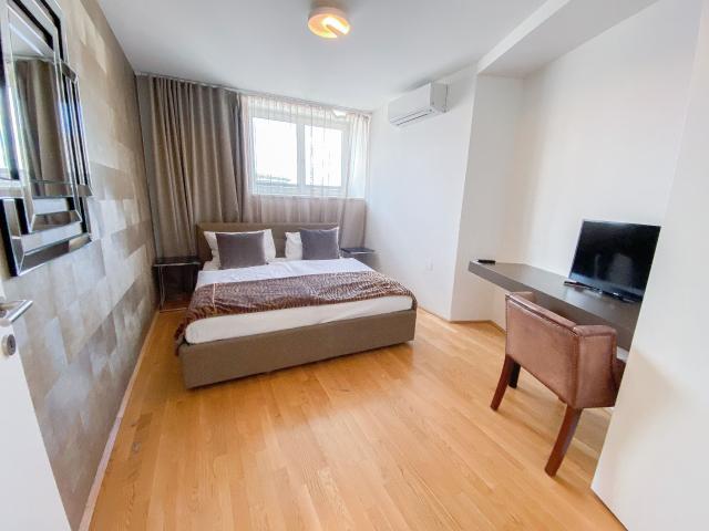LUXURIOUSLY FURNISHED SERVICED APARTMENT – VOTIV PARK