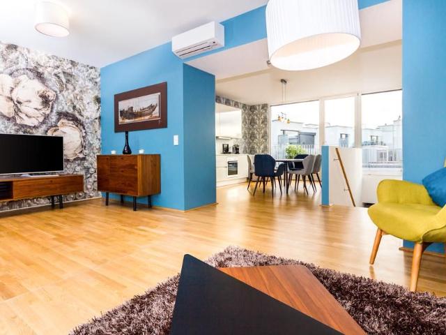 LUXURIOUSLY FURNISHED SERVICED APARTMENT – VOTIV PARK