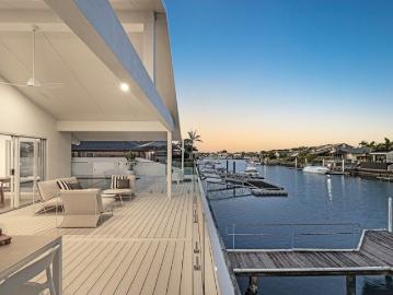 Brand New Renovation 18m+ frontage Ready Immediately
