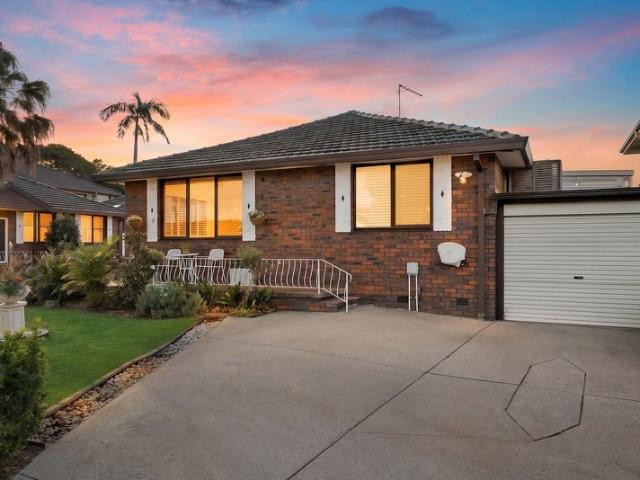 Luxuriously Renovated Villa with Rare triple car parking