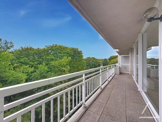 Luxury 3 bedroom apartment terraces