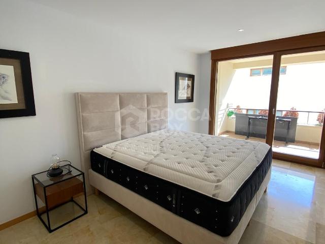 Luxury 3 Bedroom Apartment in Marbella East