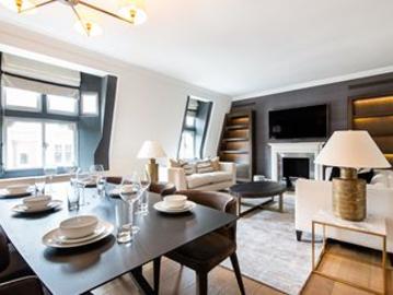 Luxury 3 Bedroom Apartment in Mayfair