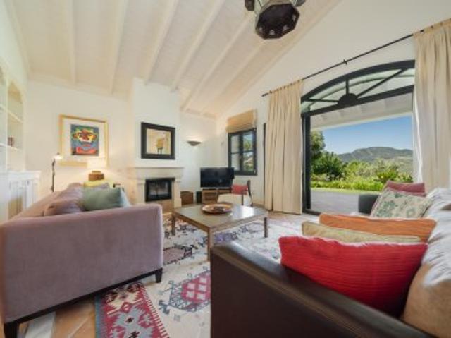 Luxury 3 bedroom duplex villa with private pool and mountain views in exclusive La Zagaleta, Costa del Sol