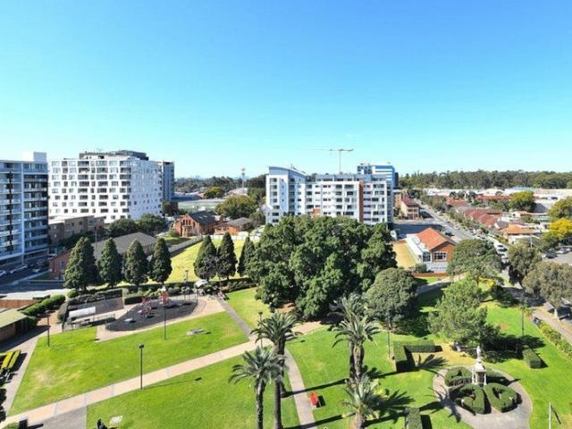 Luxury 3 Bedroom Penthouse Level in Prime Lidcombe Location