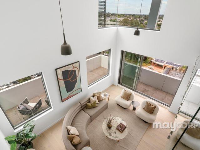 Luxury 3 Bedroom Penthouses with Spectacular Mountain Views